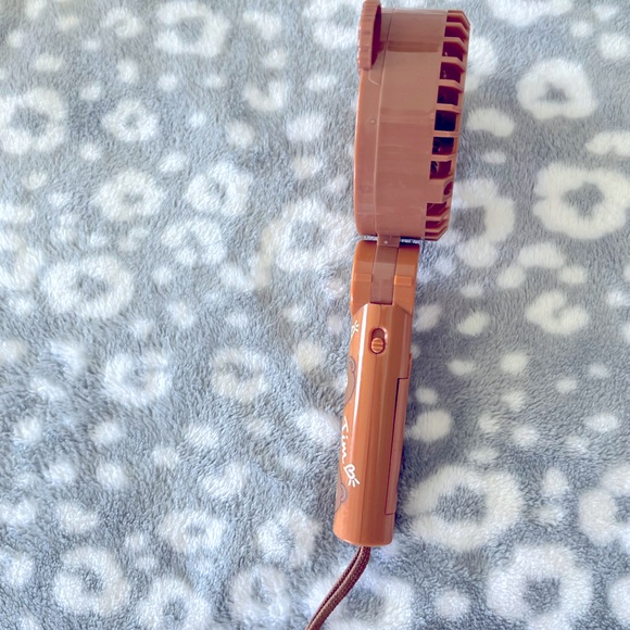 Universal Studios Despicable Me Tim the Teddy handheld battery powered fan - Picture 3 of 3